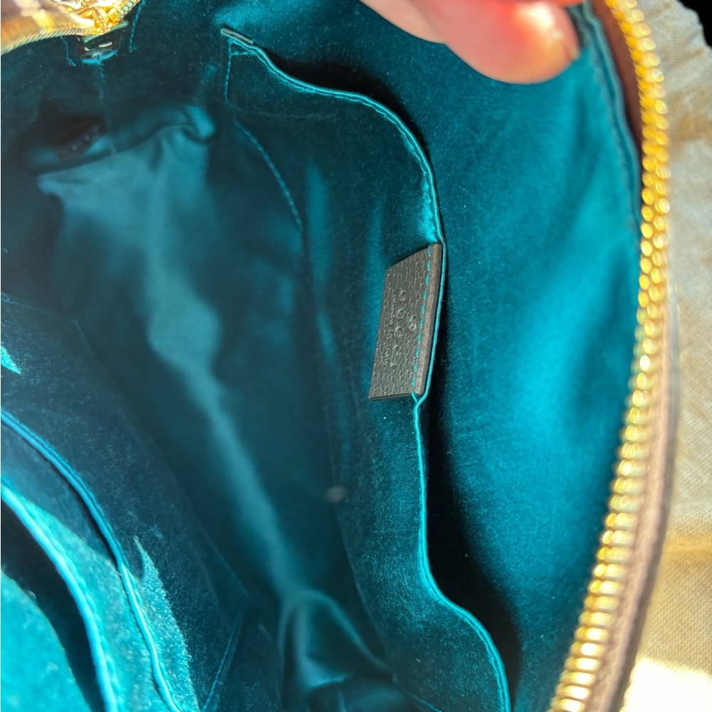 Gucci Handbag - Picture 2 of 7